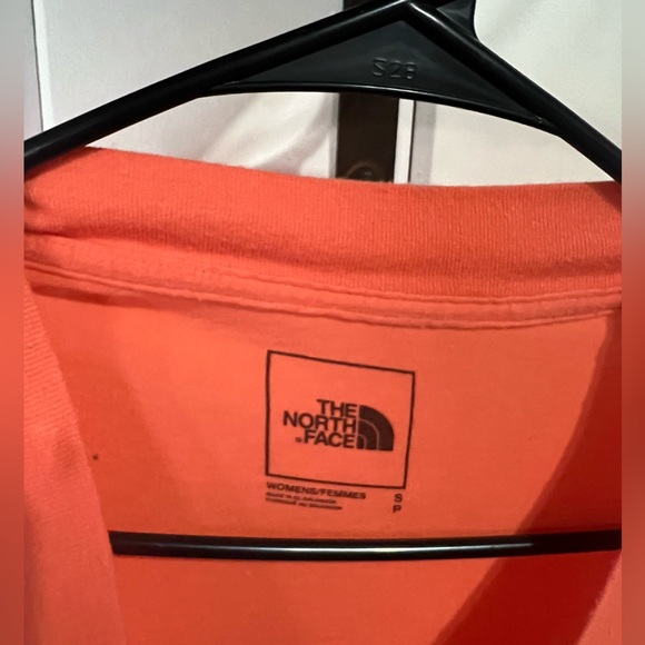 The North Face Half Dome Crop Tee - Picture 4 of 4